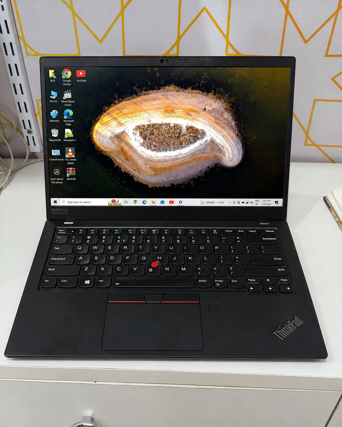 Lenovo ThinkPad X1 Yoga | Intel Core i7 10th Gen | 16GB RAM | 512GB SSD | 14 inch FHD display | (Refurbished)